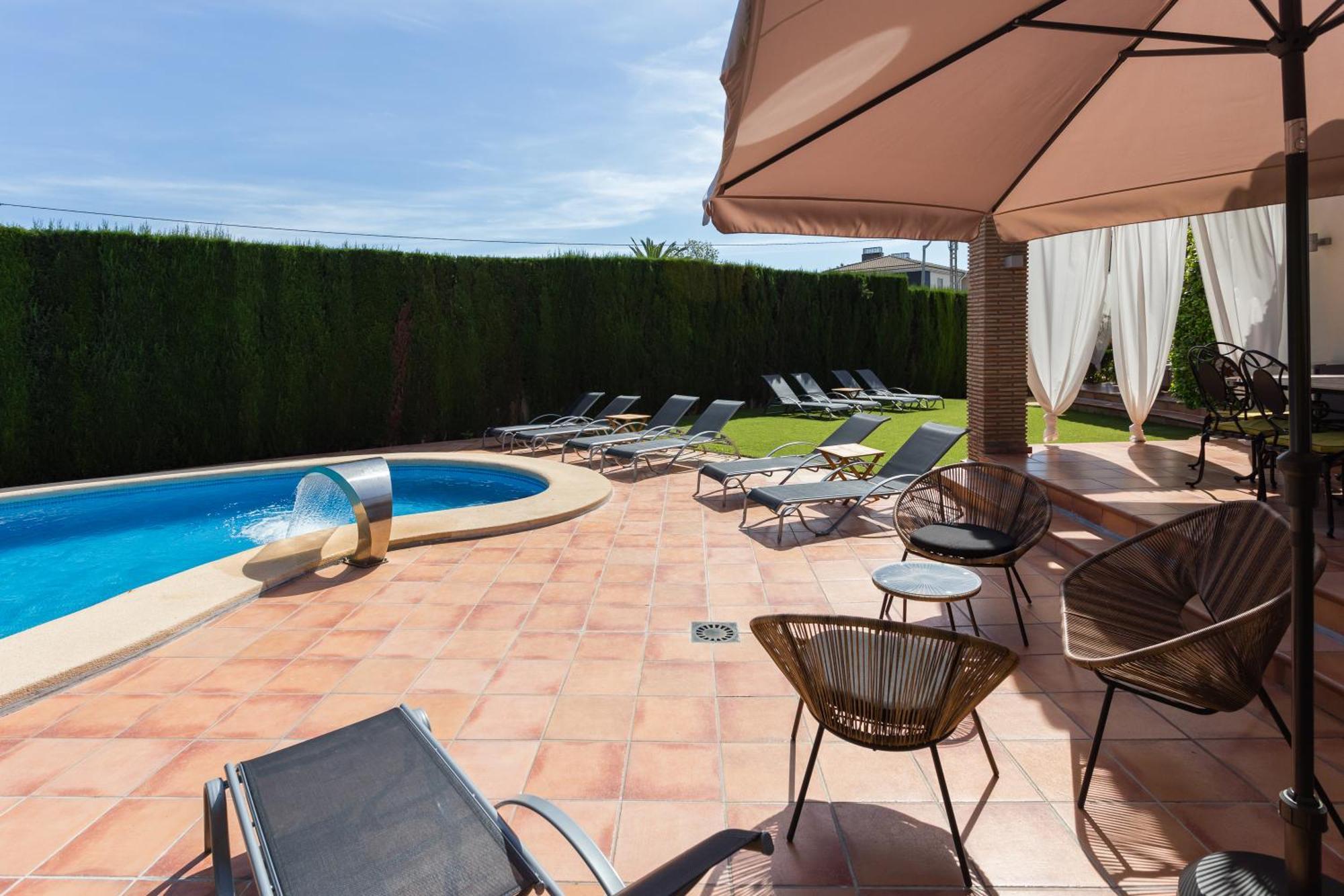 Resort Villa Luny Гандия Екстериор снимка